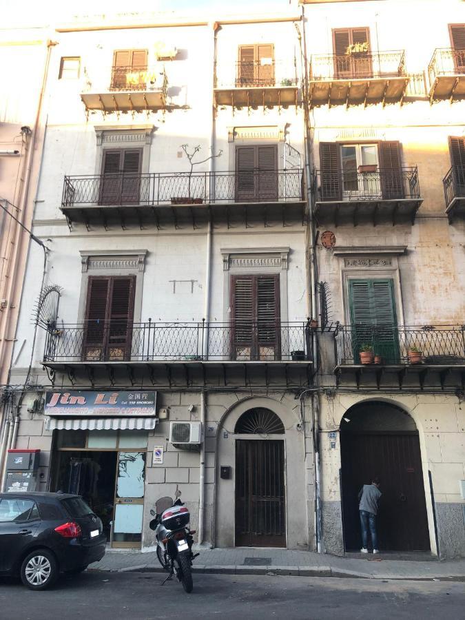 Porte Maqueda Palermo Ngoại thất bức ảnh